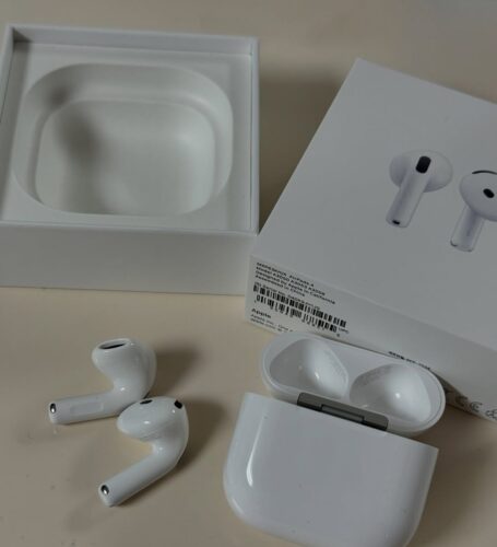Orionis AirPods 4 photo review